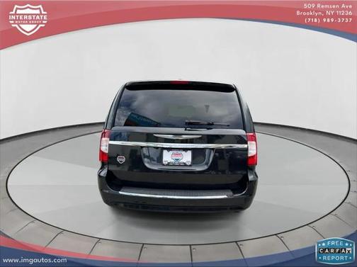 2013 Chrysler Town & Country Touring
