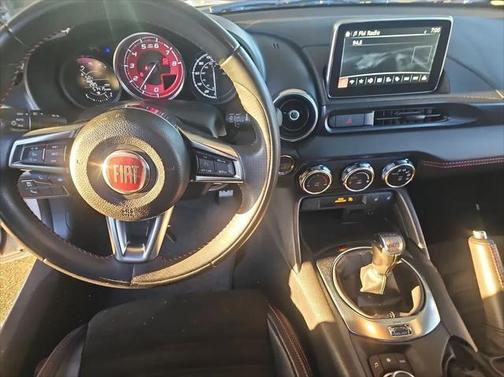 2017 FIAT 124 Spider Base