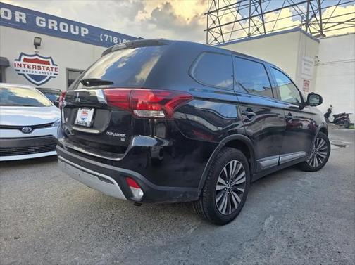 2019 Mitsubishi Outlander SE