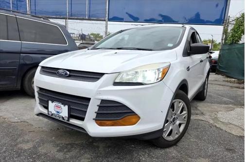 2015 Ford Escape S