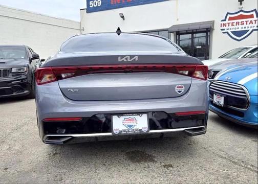 2022 Kia K5 EX