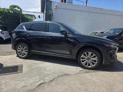 2022 Mazda CX-5 Signature