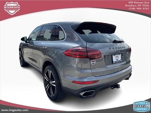 2016 Porsche Cayenne Base