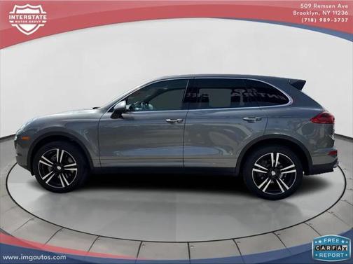 2016 Porsche Cayenne Base