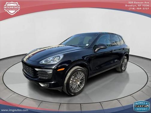 2018 Porsche Cayenne Platinum Edition