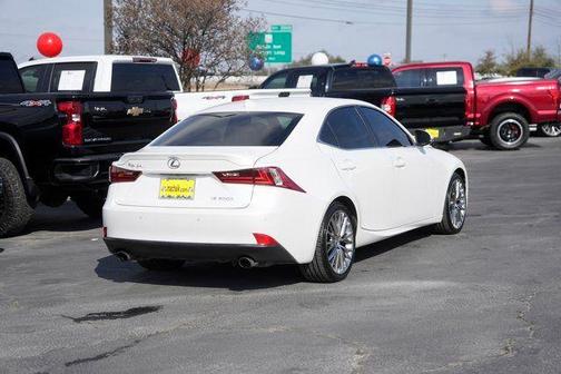 2016 Lexus IS 200t Base
