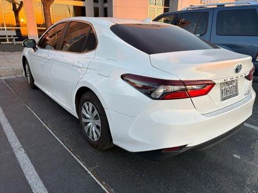 2021 Toyota Camry Hybrid LE