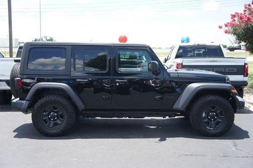 Black Clearcoat 2022 Jeep Wrangler Unlimited Sport