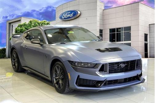 2025 Ford Mustang Dark Horse