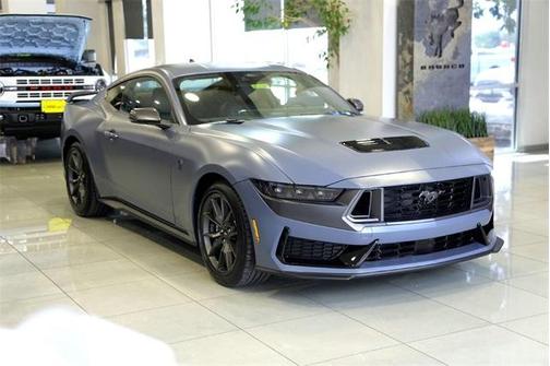 2025 Ford Mustang Dark Horse