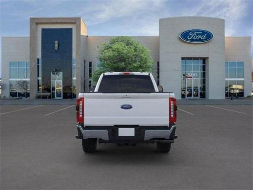 2025 Ford F-350 Lariat Super Duty