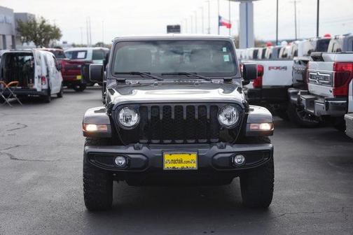 2023 Jeep Gladiator Sport