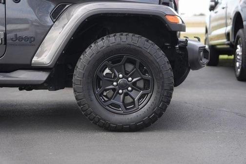 2023 Jeep Gladiator Sport