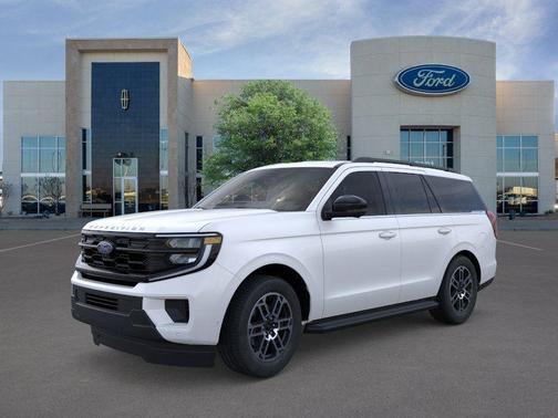 Star White 2026 Ford Expedition Active