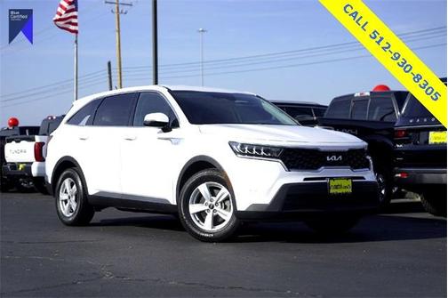 2022 Kia Sorento LX
