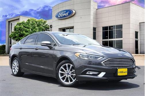 2017 Ford Fusion SE