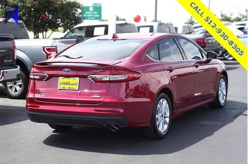 2020 Ford Fusion SE