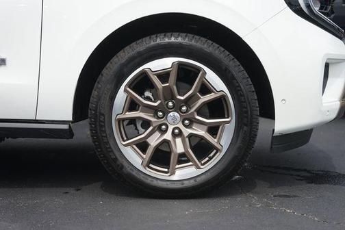 White Metallic 2025 Ford Expedition King Ranch