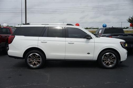 White Metallic 2025 Ford Expedition King Ranch