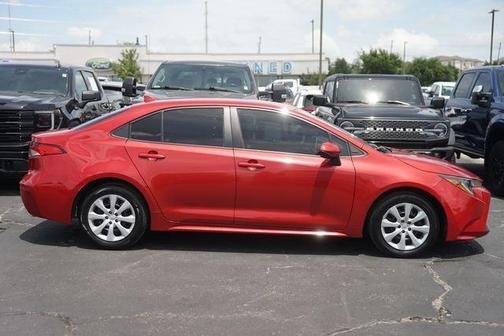 Barcelona Red Metallic 2021 Toyota Corolla LE