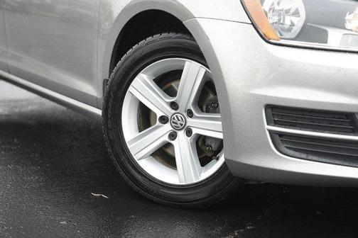 2017 Volkswagen Golf TSI Wolfsburg Edition 4-Door