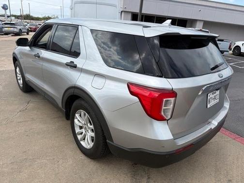 2020 Ford Explorer Base