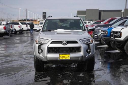 2024 Toyota 4Runner TRD Off Road