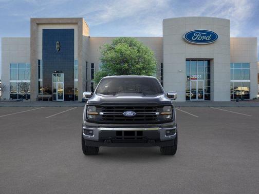 Agate Black Metallic 2026 Ford F-150 XLT