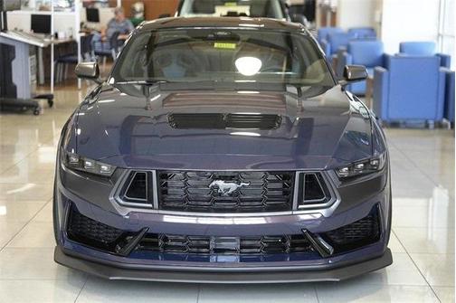 2025 Ford Mustang Dark Horse