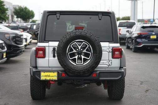 Silver Zynith Clearcoat 2024 Jeep Wrangler Rubicon