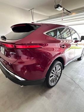 Pearl 2023 Toyota Venza Limited