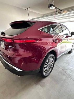 Pearl 2023 Toyota Venza Limited