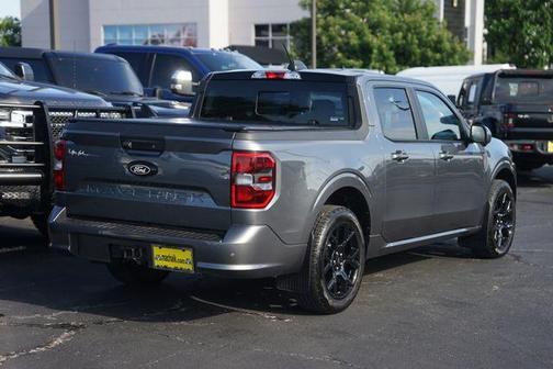 Gray Metallic 2025 Ford Maverick Lobo High