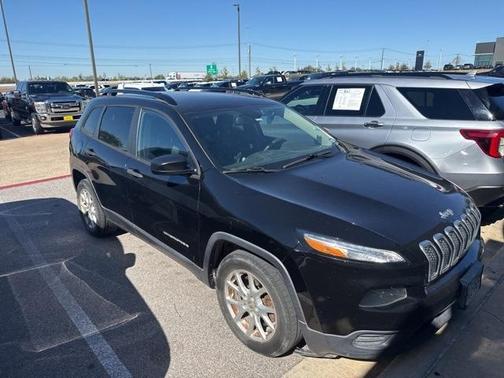 2017 Jeep Cherokee Sport