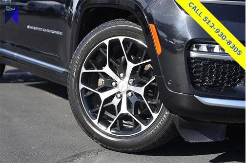 2022 Jeep Grand Cherokee Summit