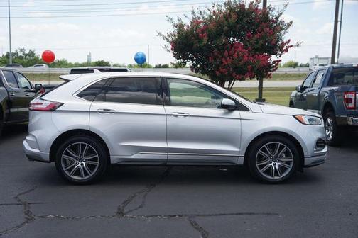 Ingot Silver 2019 Ford Edge Titanium
