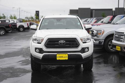 Super White 2020 Toyota Tacoma SR5