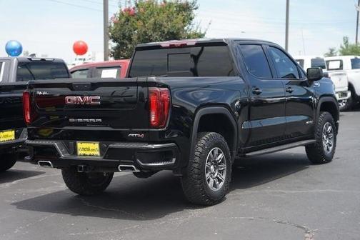 Onyx Black 2025 GMC Sierra 1500 AT4