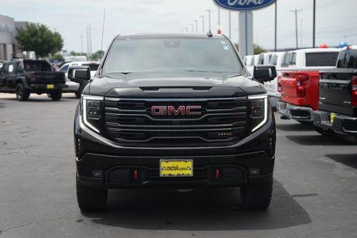 Onyx Black 2025 GMC Sierra 1500 AT4
