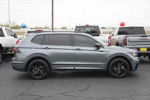 2024 Volkswagen Tiguan 2.0T SE R-Line Black