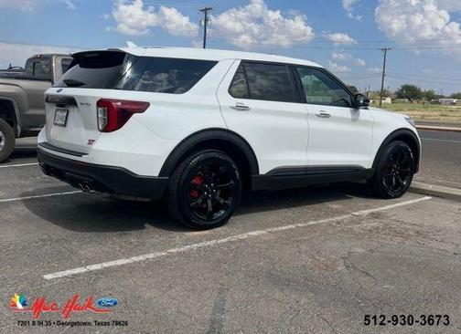 White Metallic 2022 Ford Explorer ST