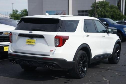 White Metallic 2022 Ford Explorer ST