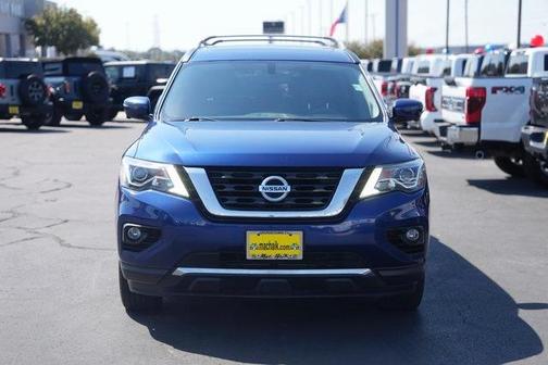 2020 Nissan Pathfinder Platinum