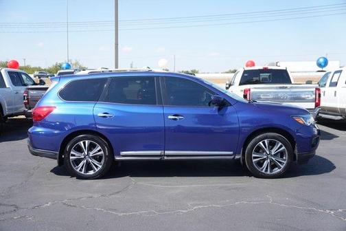 2020 Nissan Pathfinder Platinum
