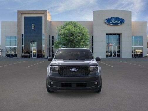 Shadow Black 2026 Ford Maverick Lobo High