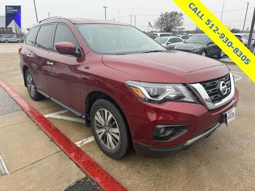 2020 Nissan Pathfinder SV