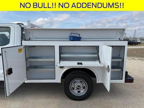 Oxford White 2026 Ford F-250 XL