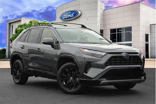 2022 Toyota RAV4 Hybrid SE