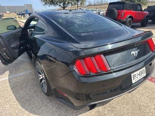 2015 Ford Mustang EcoBoost Premium