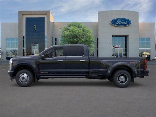 2025 Ford F-350 Platinum